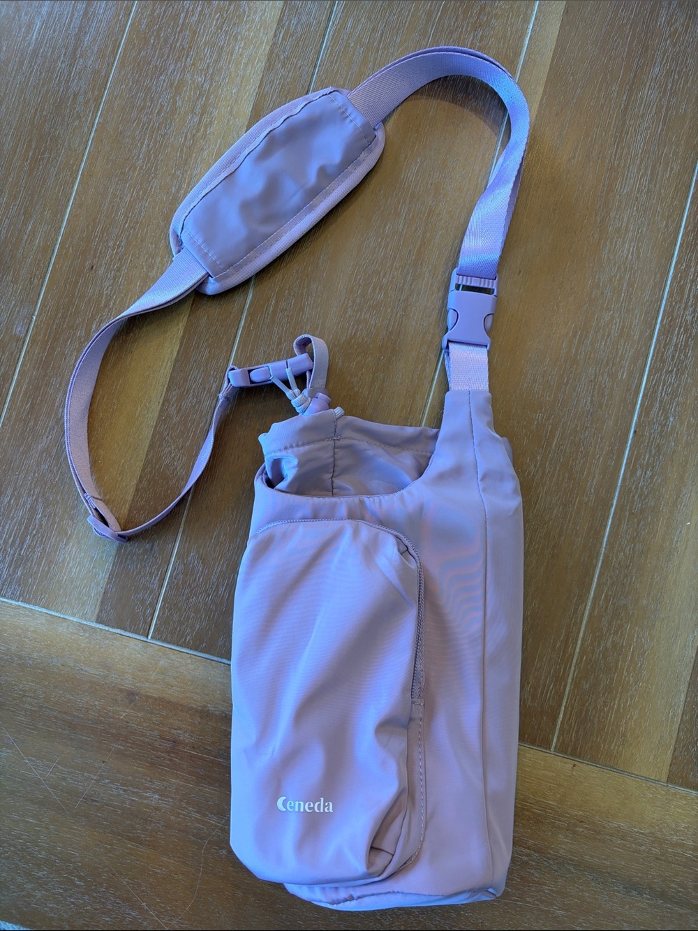 Ceneda Water Bottle Carrier Bag with Phone Pocket in Mauve